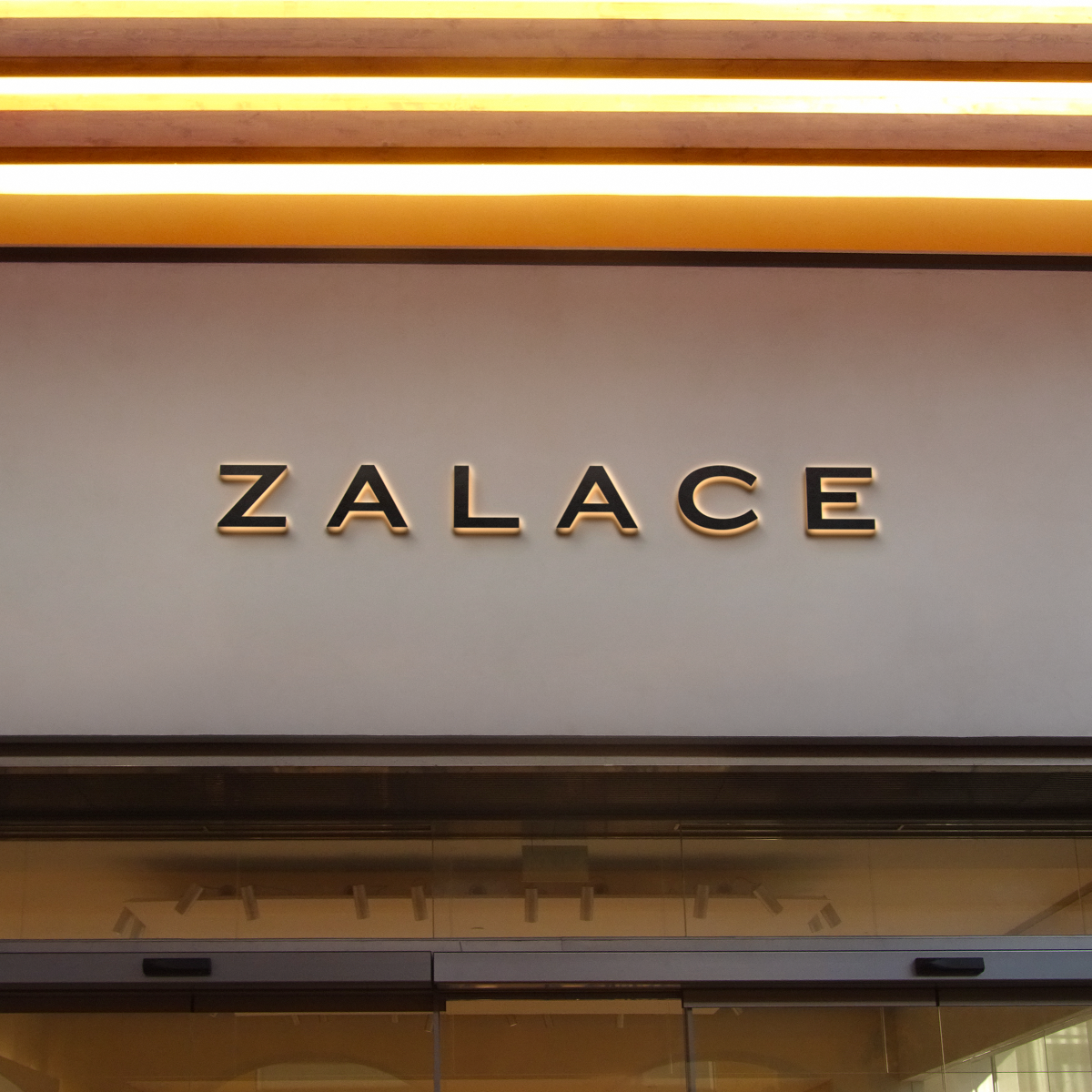 Backlit LED Channel Letters – Custom 3D Storefront Signage